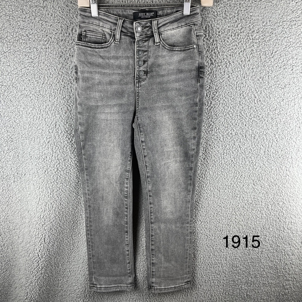 Judy Blue Women’s Size 24/0 Charcoal Wash Jeans Mid-rise Skinny Fit Capri